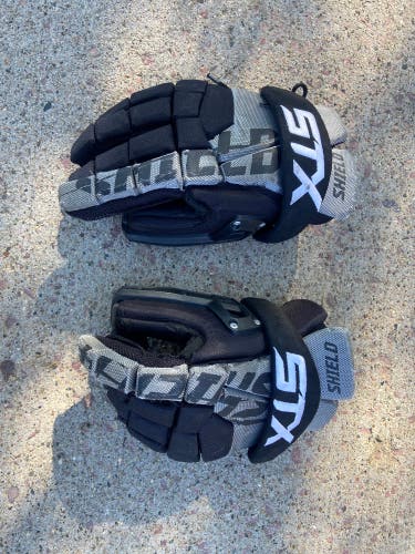 STX Shield Lacrosse Gloves (Used)