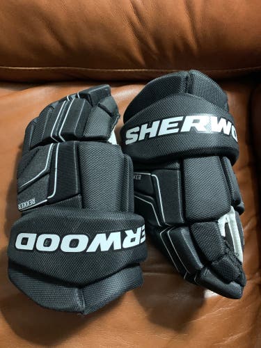 Sher-Wood Rekker Icon Gloves 14" (Used)