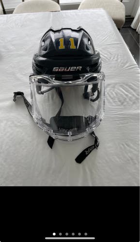 Bauer Re-Akt Pro Stock Hockey Helmet  Combo Small Blue with shield