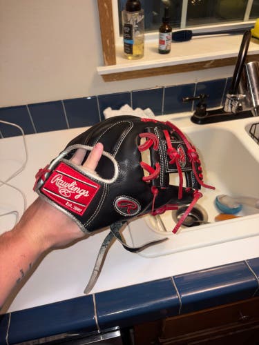 Rawlings Pro Preferred RH Infield Baseball Glove 11.75" (Used)