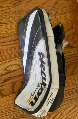 Heaton Helite Pro Regular Pro Stock (Used)