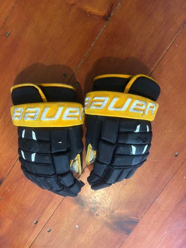 Bauer Nexus N2900 Gloves 15" (Used)