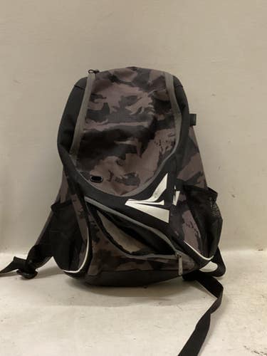 Used Easton BACK PACK - BLACK BB/SB Player Backpack Black 11725-S000499593