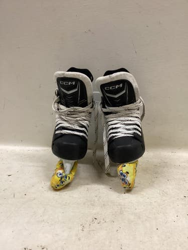 Used CCM TACKS A27 Junior Hockey Skate Junior 01 11725-S000500423
