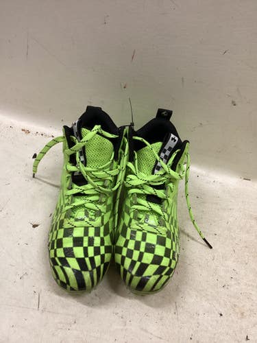 Used Under Armour FB CLEATS Jr FB Cleats Black And Neon Green Junior 04 11725-S000500513