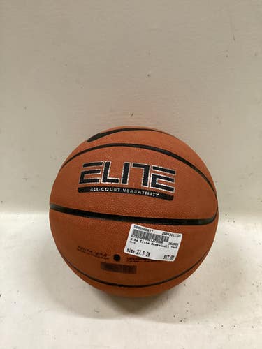 Used Nike Basketball Youth Outdoor 27 1/2" 11725-S000500677