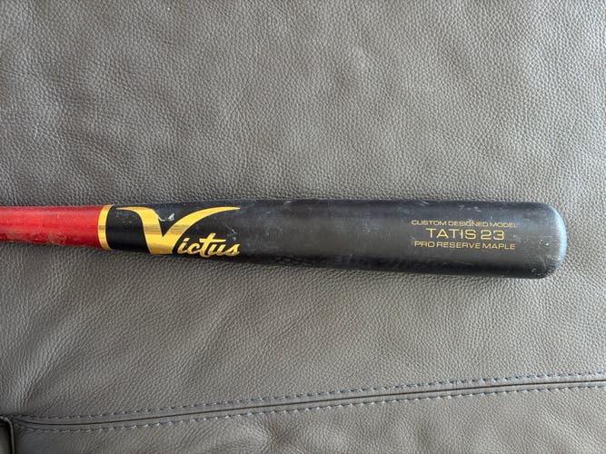 2025 Victus Tatis Maple BBCOR Certified Bat (-3) 29 oz 32" (Used)