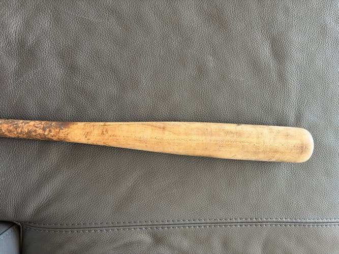 Signature Bat (-3) 29.5 oz 32.5" (Used)