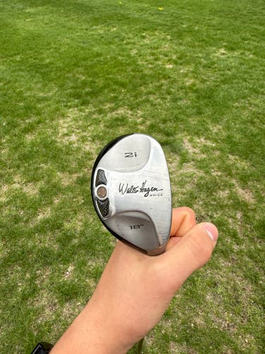 Walter Hagen Right Handed Hybrid 2H (Used)