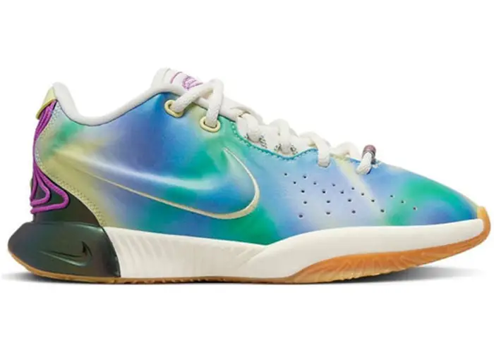 Size 6 - Nike LeBron 21 SE Movie Night (GS) FN4305-900