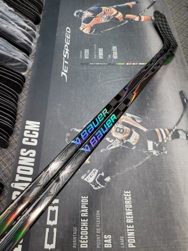 2 PACK | P90TM | 82 Flex NEW! Senior Bauer Vapor Flylite Left Hand Hockey Stick Pro Stock (New)