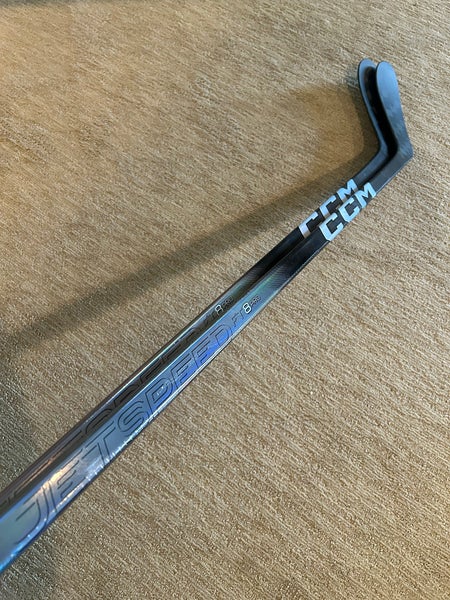 Senior CCM JetSpeed FT8 Pro Left Hand Hockey Stick P28 70 Flex (New)