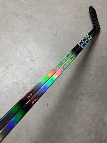 2 PACK YTH 30 Flex P29 Senior CCM FT8 Pro Left Hand Hockey Stick Pro Stock (New)