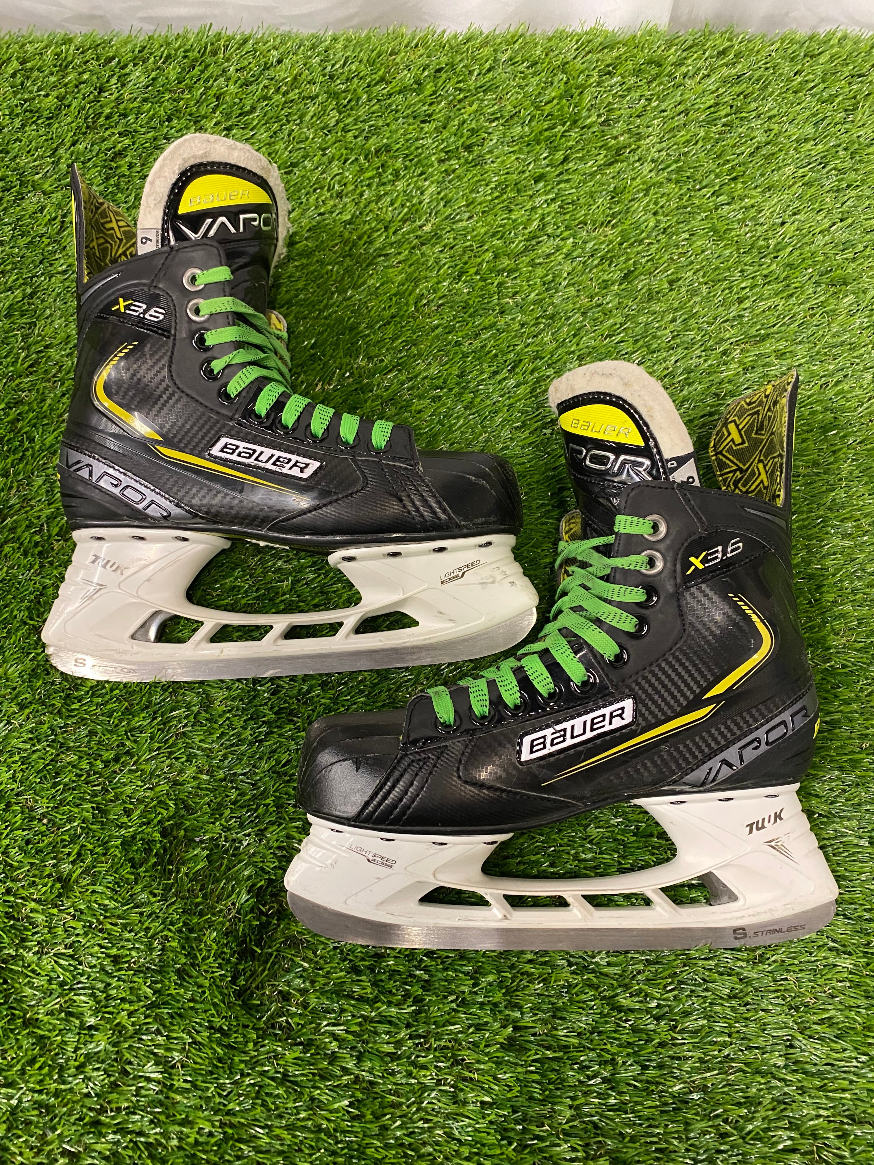 Bauer Vapor X3.6 Hockey Skates | INT 6 | SidelineSwap | Buy and 