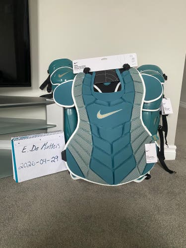 Cannon/Mineral Teal Nike Diamond Elite Catcher's Set (New)