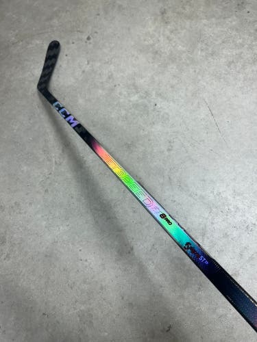 30 Flex P29 YTH CCM Jetspeed FT8 Pro Right Hand Hockey Stick Pro Stock (New)