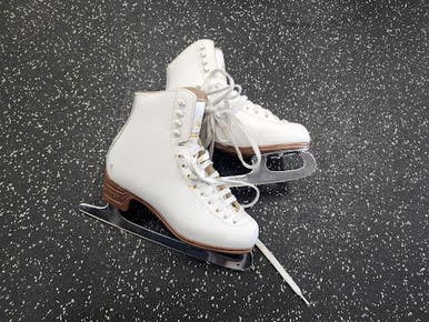 Used Jackson MYSTIQUE WomensFigure Skate White Senior 4 11849-S000039113
