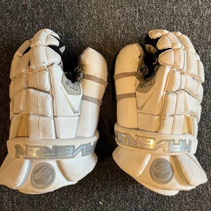 Maverik M4 Lacrosse Gloves (Used)