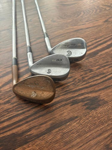 Cleveland CG16 Right Handed Wedge Regular Flex (Used)