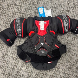 Women's Medium Senior Bauer Pro Shoulder Pads (New)