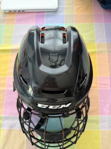 Black Large CCM Tacks 720 Helmet (New) (With Used CCM Cage)