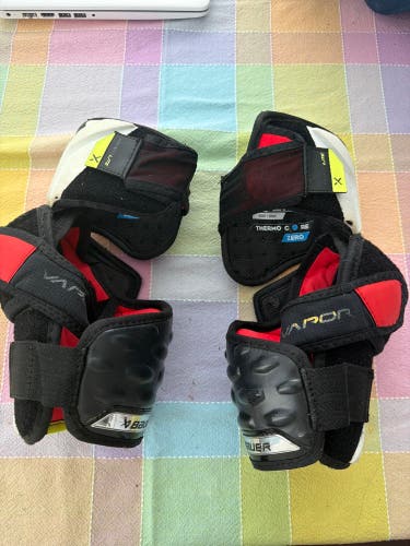 Intermediate Large Bauer Vapor Hyperlite Elbow Pads (Used)