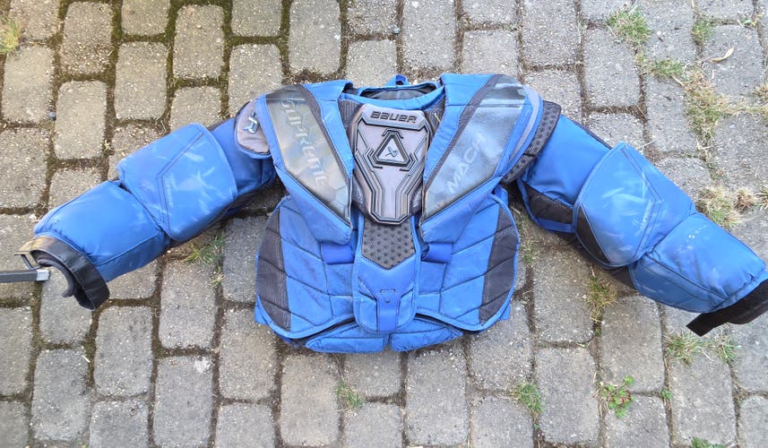 Small Bauer Mach Chest Protector (Used)