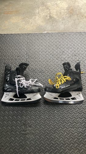 Bauer Hockey Skates 10 (Used)