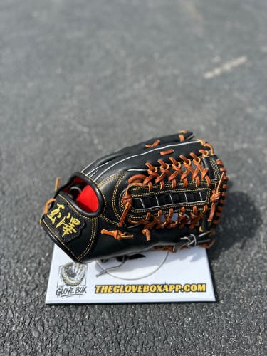 RHT Tamazawa  Outfield Baseball Glove 12.75" (Used)