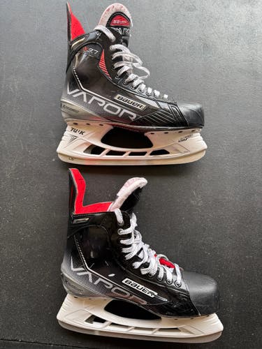 Bauer Vapor X3.7 Hockey Skates Regular Width 11 (Used)