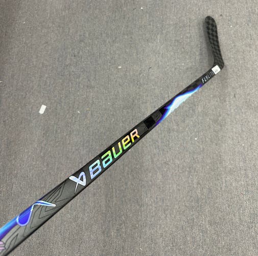 Junior Bauer Vapor Flylite Hockey Stick Left Hand P92 50 Flex (Used)