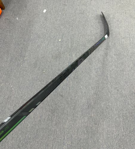 Senior Warrior Covert QR6 Pro Hockey Stick Right Handed W03 85 Flex (Used)