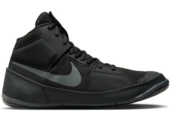 Size 9 - Nike Fury Black Dark Grey AO2416-010