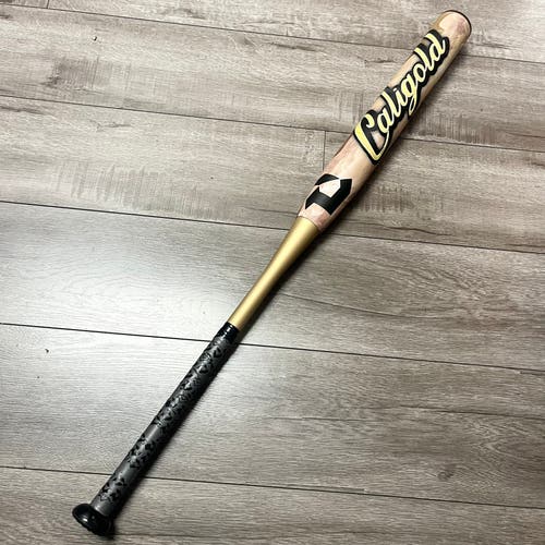 PRISTINE | 2026 DeMarini CALIGOLD 34"/26.5 oz SSUSA 13" Senior Slowpitch Softball Bat