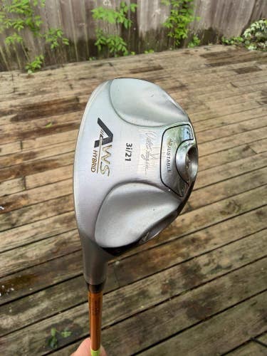 Walter Hagen AWS 3 Hybrid 21 Fujikura Stiff Flex Lefty 39.75 NICE