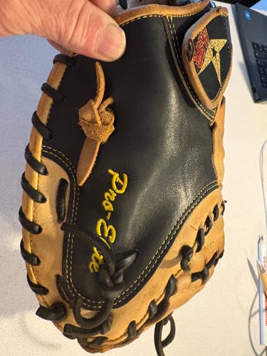 All Star CM3000xsbt RH Catcher's Baseball Glove 32" (Used)