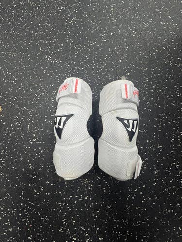 Used Warrior RABIL NEXT Lacrosse Arm Pads/Guards White XS 11849-S000038476