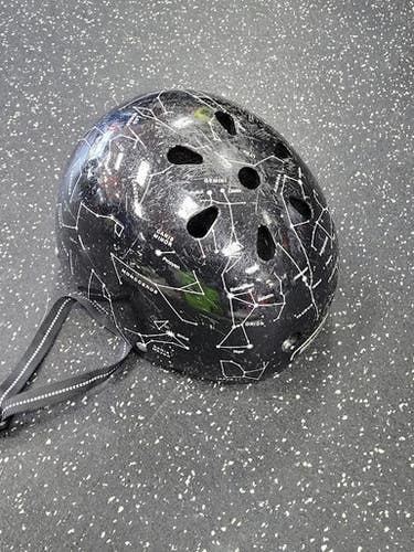 Used Skateboard Helmet Black SM 11849-S000038873