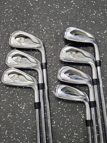 Used Titleist T200 Mens Iron Set RH 4I-PW 11849-S000038975