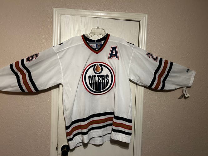 Todd Marchant Oilers jersey w/ tags