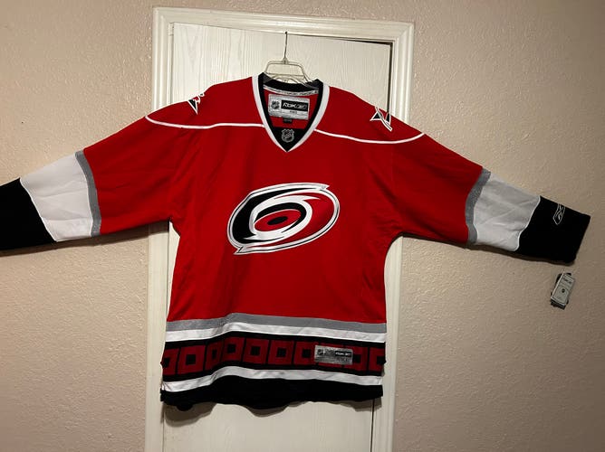 Vintage Carolina Hurricanes jersey W/ tags