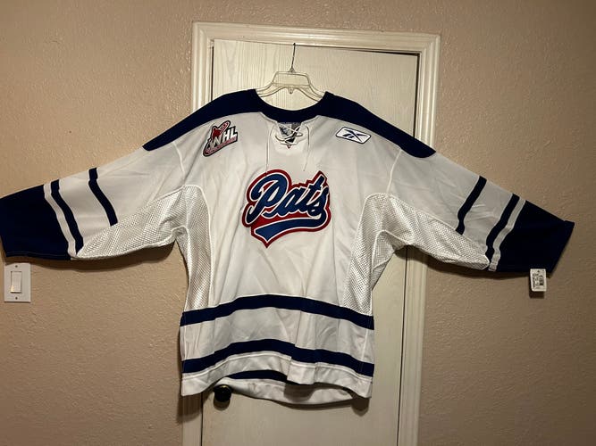 Regina Pats Jersey W/ strap and tags
