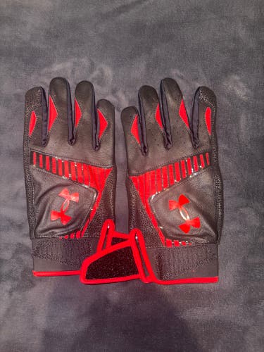 Large Under Armour Yard Batting Gloves (New)