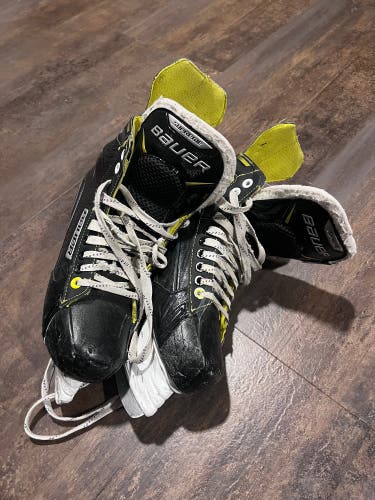 Black 2020 Bauer Supreme S35 Hockey Skates Regular Width 7 (Used)