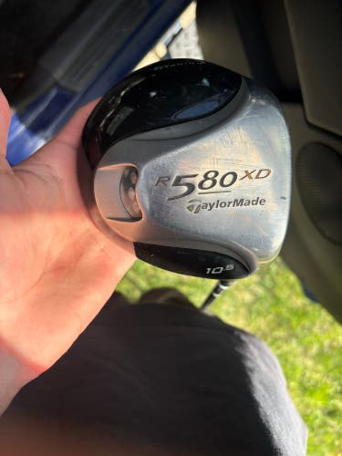 Men's 2002 TaylorMade R580 XD Right Handed Driver 10.5 Loft (Used)