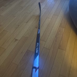 Senior Bauer Vapor Hyperlite 2 Right Handed Hockey Stick P90TM 77 Flex (Used)