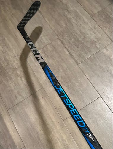 Senior CCM JetSpeed FT7 Pro Right Handed Hockey Stick P28 85 Flex Pro Stock (Used)