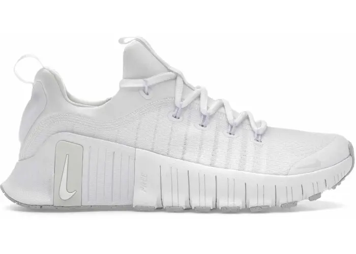 Size 9 - Nike Free Metcon 6 Platinum Tint FJ7126-101