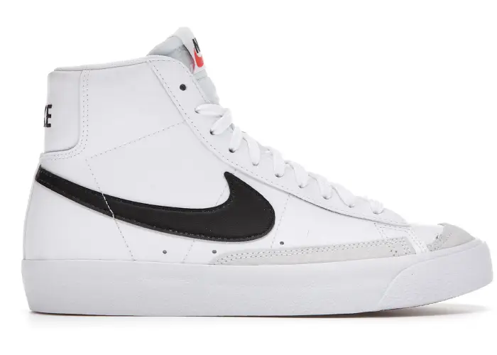 Size 7 - Nike Blazer Mid 77 White Black (GS) DA4086-100