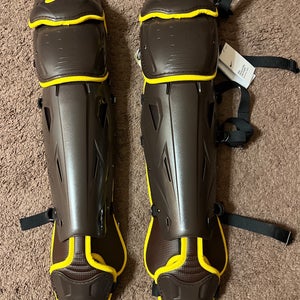Nike San Diego Padres Team Issue Diamond Elite Baseball Leg Guards Size 18”